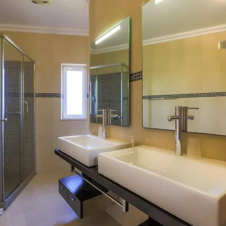 Luxury Alegria Gale Beach, Vila Albufeira
